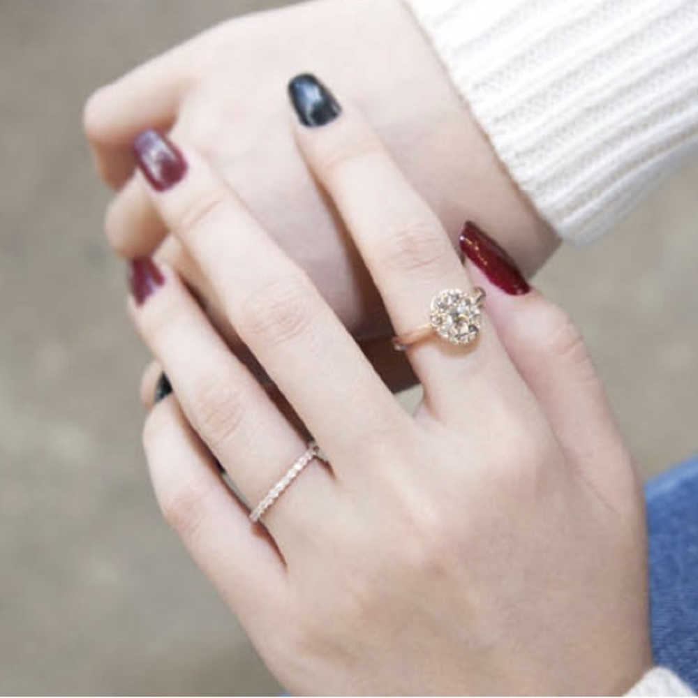 DIAMOND RING - Picture 4 of 10